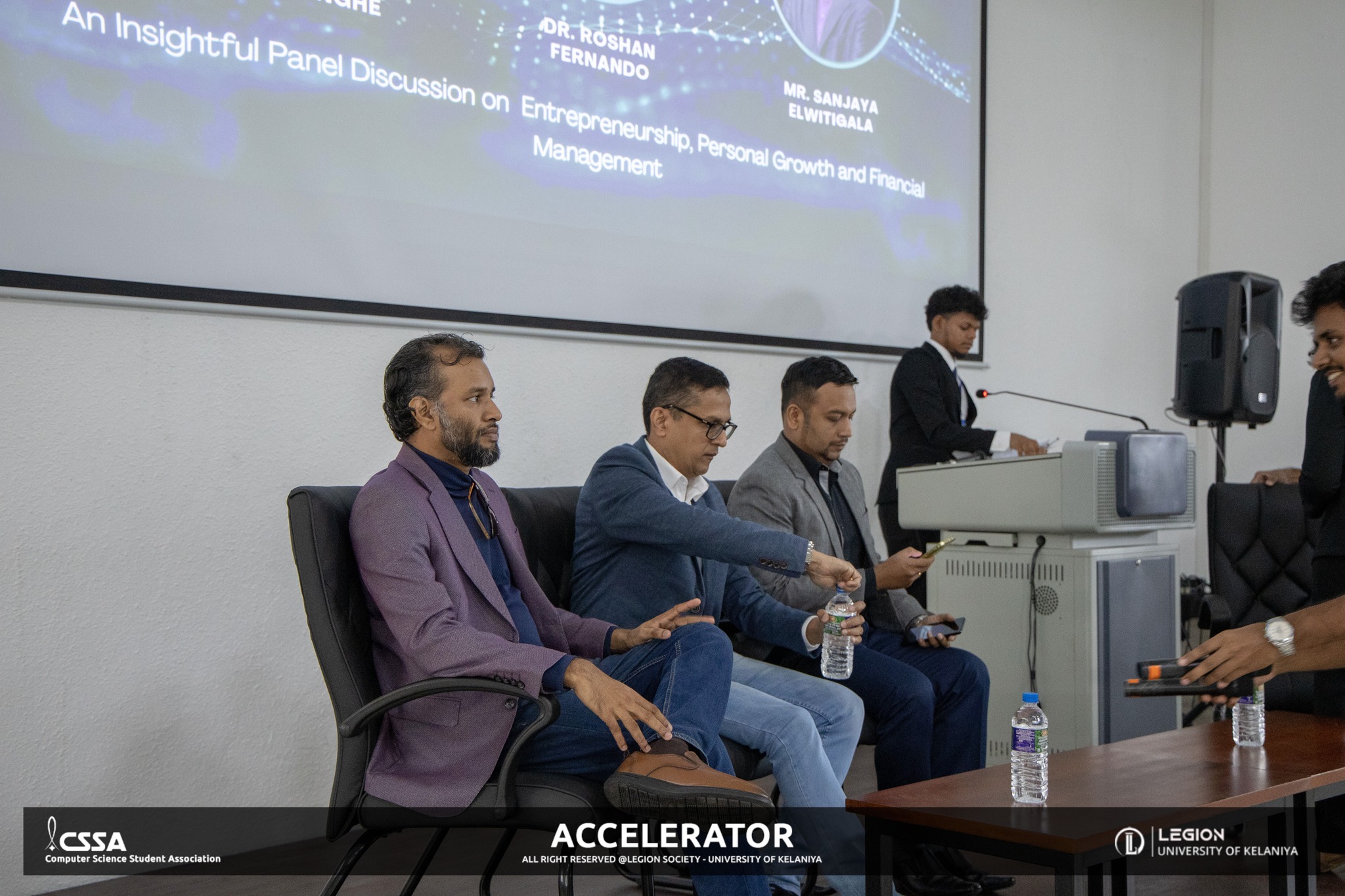 Accelerator 4